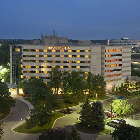 Embassy Suites By Hilton Detroit Troy Auburn Hills Buitenkant foto