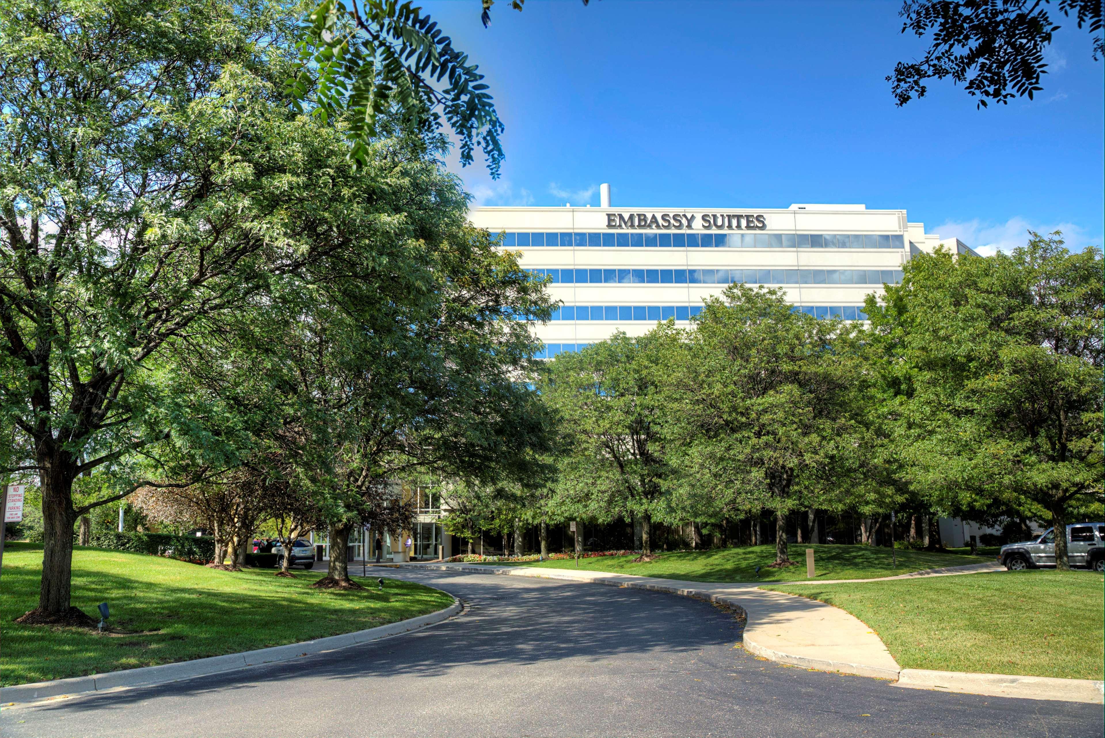 Embassy Suites By Hilton Detroit Troy Auburn Hills Buitenkant foto