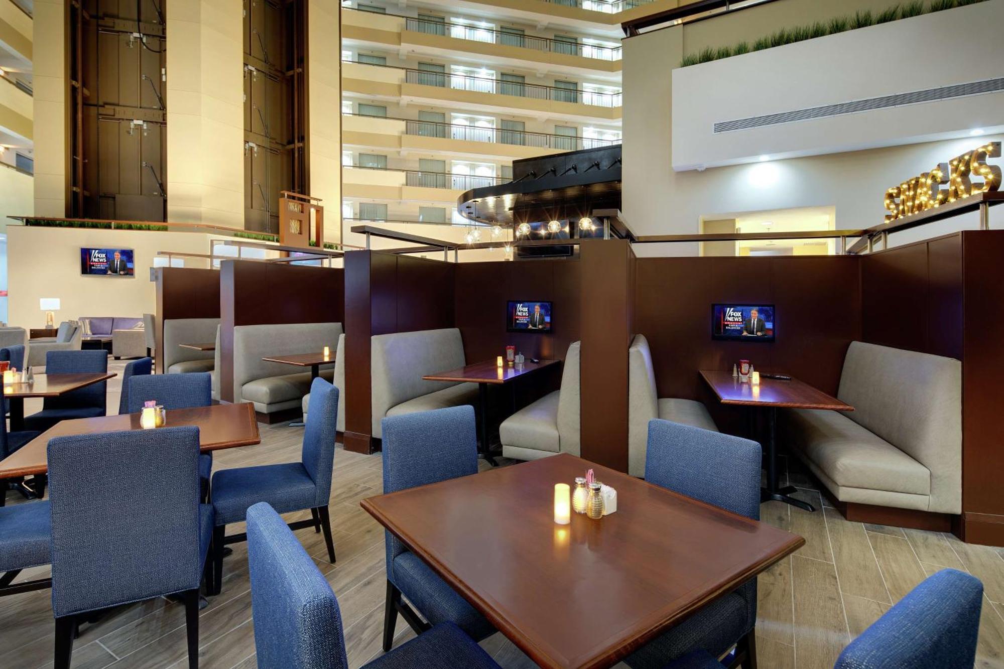 Embassy Suites By Hilton Detroit Troy Auburn Hills Buitenkant foto