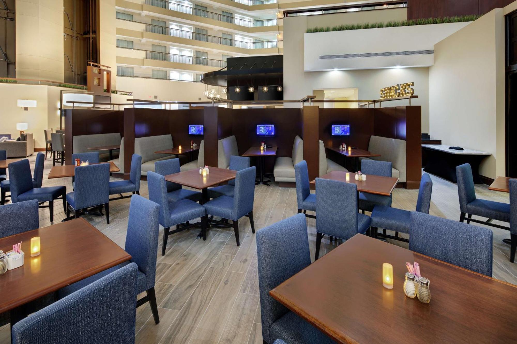 Embassy Suites By Hilton Detroit Troy Auburn Hills Buitenkant foto